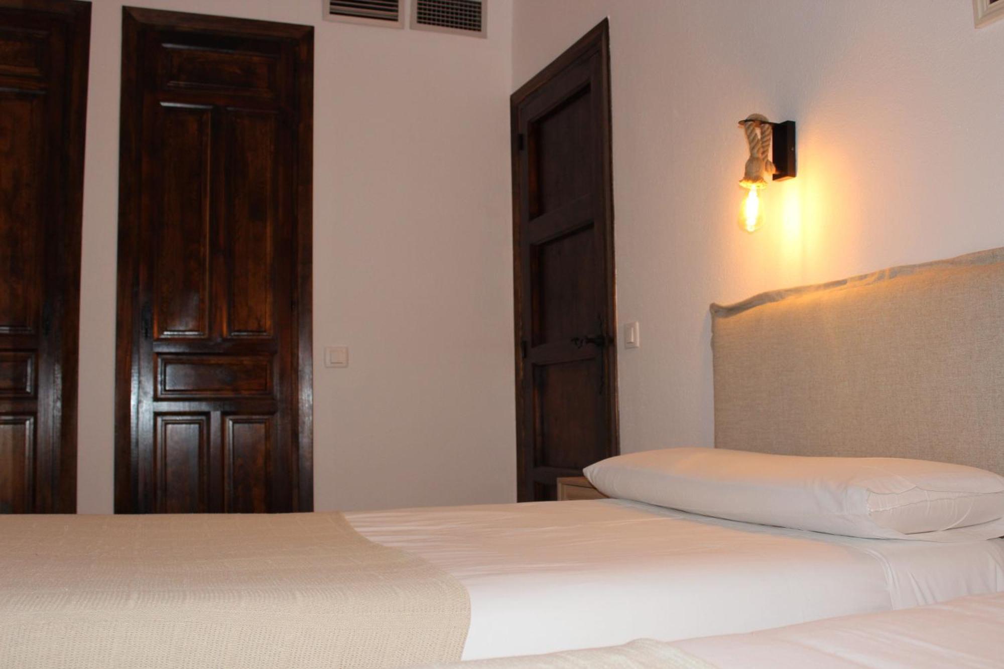 Apartamentos De Astroturismo La Canada Torrejón el Rubio Eksteriør billede